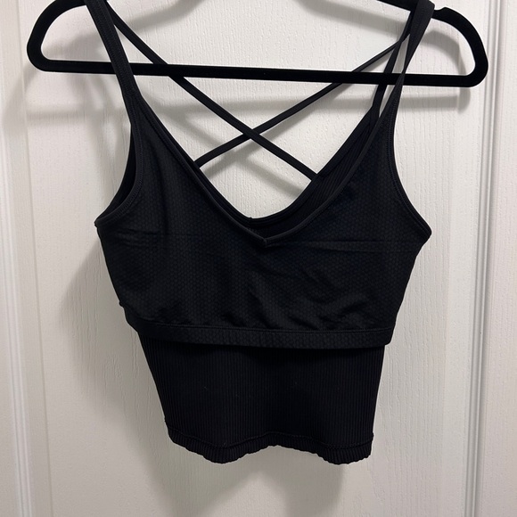 Vuori Rib Crop Tank - Picture 5 of 6